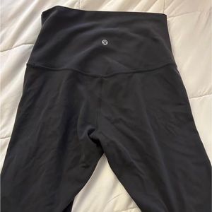 Lululemon align super high rise short, sz 8, 10 inch inseam